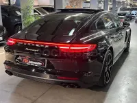 Usado Porsche Panamera 4 Executive 462 CV (339 kW) 2018 Negro Berlina