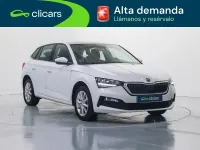 Usado Skoda Scala Ambition 110 CV (80 kW) 2021 Blanco Utilitario