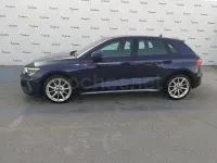 Usado Audi A3 S-Line 116 CV (85 kW) 2023 Azul Berlina