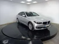 Usado BMW 318 150 CV (110 kW) 2017 Gris Berlina