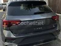 Usado VW T-Roc Sportline 150 CV (110 kW) 2021 Gris / plata SUV