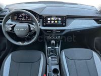 Usado Skoda Scala Selection 116 CV (85 kW) 2025 Gris Utilitario