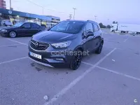 Usado Opel Mokka X Color Edition 136 CV (100 kW) 2017 Gris / plata SUV