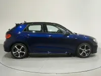 Usado Audi A1 116 CV (85 kW) 2025 Azul SUV