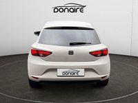 Usado Seat Leon Style 110 CV (80 kW) 2016 Blanco Utilitario
