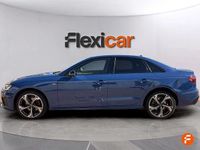 Usado Audi A4 163 CV (119 kW) 2023 Azul Berlina