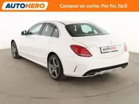 Usado Mercedes C220 AMG line 170 CV (125 kW) 2017 Blanco Berlina
