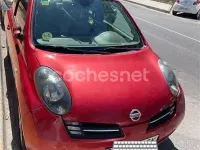 Usado Nissan Micra Tekna 80 CV (58 kW) 2005 Rojo Berlina