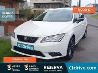 Usado Seat Leon Style 110 CV (80 kW) 2017 Blanco Familiar