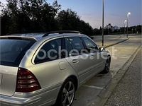 Usado Mercedes C220 Elegance 143 CV (105 kW) 2003 Gris / plata Familiar