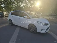 Usado Toyota Verso Advance 112 CV (82 kW) 2014 Blanco Monovolumen