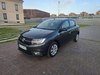 Usado Dacia Sandero Ambiance 90 HP (66 kW) 2019 Cinzento Citadino