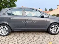 Usado Opel Corsa Color Edition 100 CV (73 kW) 2014 Gris / plata Utilitario