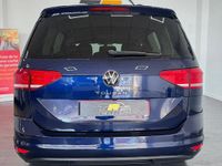Usado VW Touran 122 CV (89 kW) 2021 Azul Monovolumen