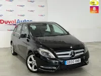 Usado Mercedes B180 109 CV (80 kW) 2012 Negro Utilitario