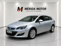 Usado Opel Astra Excellence 110 CV (80 kW) 2016 Gris / plata Familiar