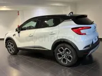 Usado Renault Captur Zen 140 CV (102 kW) 2022 Blanco SUV