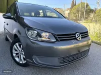 Usado VW Touran Highline 105 CV (77 kW) 2012 Gris Monovolumen