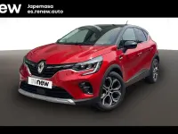 Usado Renault Captur 140 CV (102 kW) 2022 Carrocer?a rojo deseo con techo negro brillante SUV