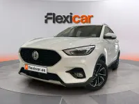 Usado MG ZS Luxury 111 CV (81 kW) 2022 Blanco SUV