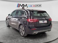 Usado Mercedes B180 116 CV (85 kW) 2022 Negro Monovolumen