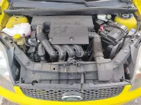 Usado Ford Fiesta Sport 100 CV (73 kW) 2007 Amarillo Utilitario