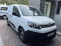 Usado Citroën Berlingo 102 CV (75 kW) 2022 Blanco Monovolumen