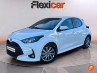 Usado Toyota Yaris Hybrid Active 116 CV (85 kW) 2023 Blanco Utilitario