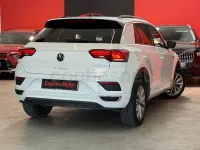 Usado VW T-Roc Advance 110 CV (80 kW) 2022 Blanco SUV