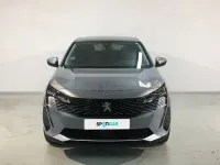 Usado Peugeot 3008 Allure 130 CV (95 kW) 2021 Gris / plata SUV