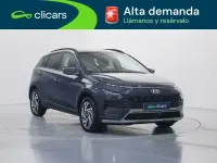 Usado Hyundai Bayon 100 CV (73 kW) 2025 Rojo SUV