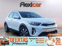 Usado Kia Stonic 120 CV (88 kW) 2022 Blanco SUV