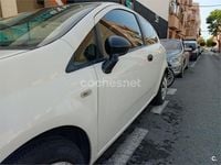 Usado Fiat Grande Punto Dynamic 75 CV (55 kW) 2006 Blanco Utilitario