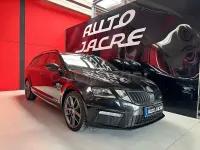 Usado Skoda Octavia RS 184 CV (135 kW) 2019 Negro Familiar