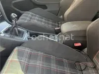 Usado VW Golf VII GTI 230 CV (169 kW) 2014 Negro Berlina