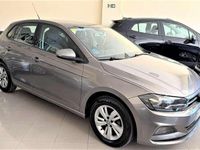 Usado VW Polo Advance 95 CV (69 kW) 2019 Gris Utilitario