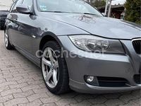 Usado BMW 318 143 CV (105 kW) 2012 Gris / plata Familiar