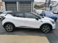 Usado Renault Captur Zen 160 CV (117 kW) 2022 Blanco SUV