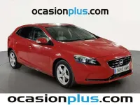 Usado Volvo V40 Kinetic 115 CV (84 kW) 2012 Rojo Utilitario