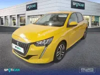 Usado Peugeot 208 Allure 100 CV (73 kW) 2020 Amarillo Utilitario