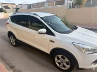 Usado Ford Kuga Trend 140 CV (102 kW) 2013 Blanco SUV