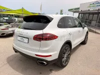Usado Porsche Cayenne 262 CV (192 kW) 2017 Blanco SUV