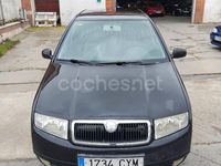 Usado Skoda Fabia Fresh 75 CV (55 kW) 2004 Negro Berlina