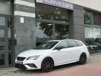 Usado Seat Leon 4Drive 300 CV (220 kW) 2019 Blanco Familiar