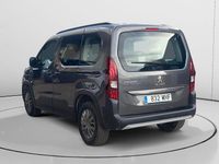 Usado Peugeot Rifter Allure 131 CV (96 kW) 2023 Gris Monovolumen