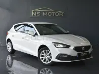 Usado Seat Leon Reference 115 CV (84 kW) 2022 Blanco Berlina