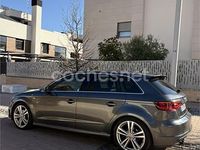 Usado Audi A3 Attraction 122 CV (89 kW) 2014 Gris / plata Berlina