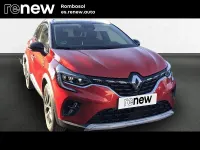 Usado Renault Captur Techno 90 CV (66 kW) 2024 Rojo SUV
