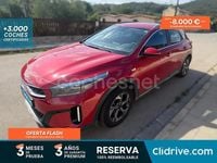 Usado Kia XCeed 100 CV (73 kW) 2024 Granate SUV
