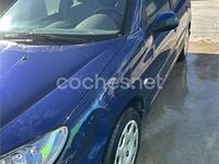 Usado Peugeot 206 75 CV (55 kW) 2005 Azul Berlina